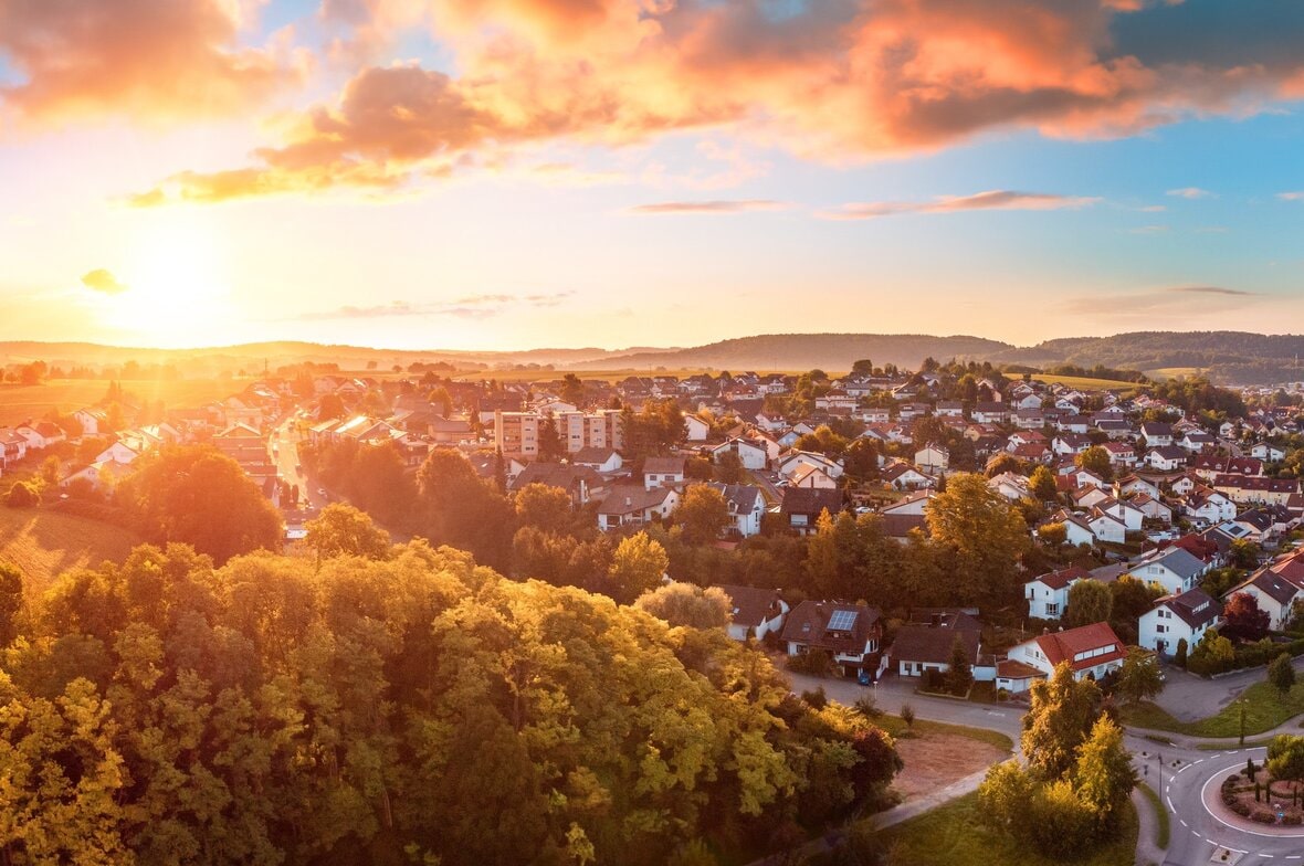 Quartier de maisons et terrains souffrant des changement climatiques